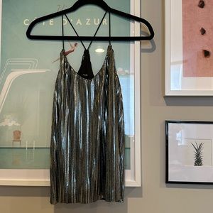 ⭐️XS Express Pleated Silver Tank